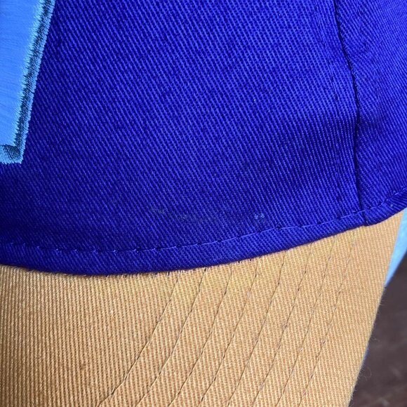 Washington Huskies Snapback Hat University of Washington Embroidered Logo - Picture 4 of 9